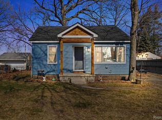 35864 Oregon Ave, Westland, MI 48186