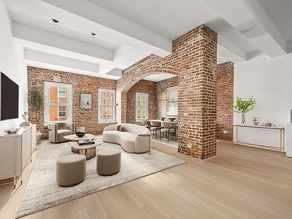 3rd image of 35 Vestry St APT 4