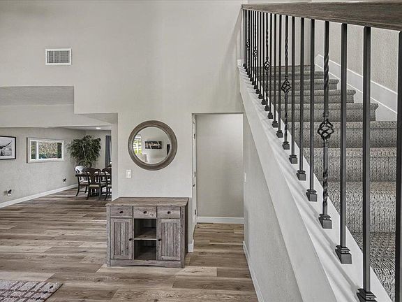 4th image of 10925 Pickle Barrel Rd