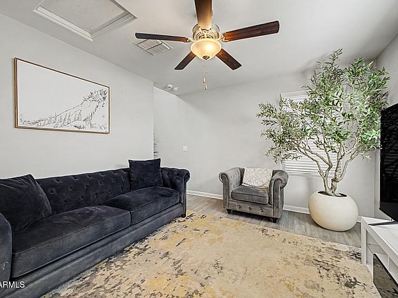 3rd image of 8037 W AGORA Lane