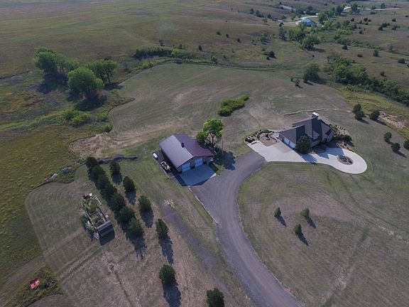3rd image of 3040 Us Highway 183