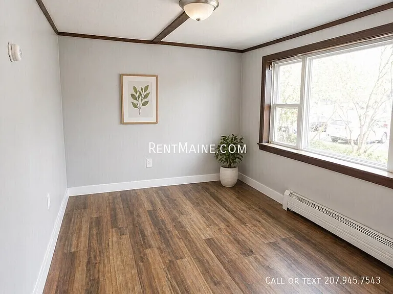468 Union St #2 — Photo 4