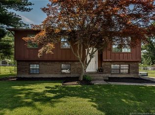 2812 Bishop Rd, Jeffersonville, IN 47130