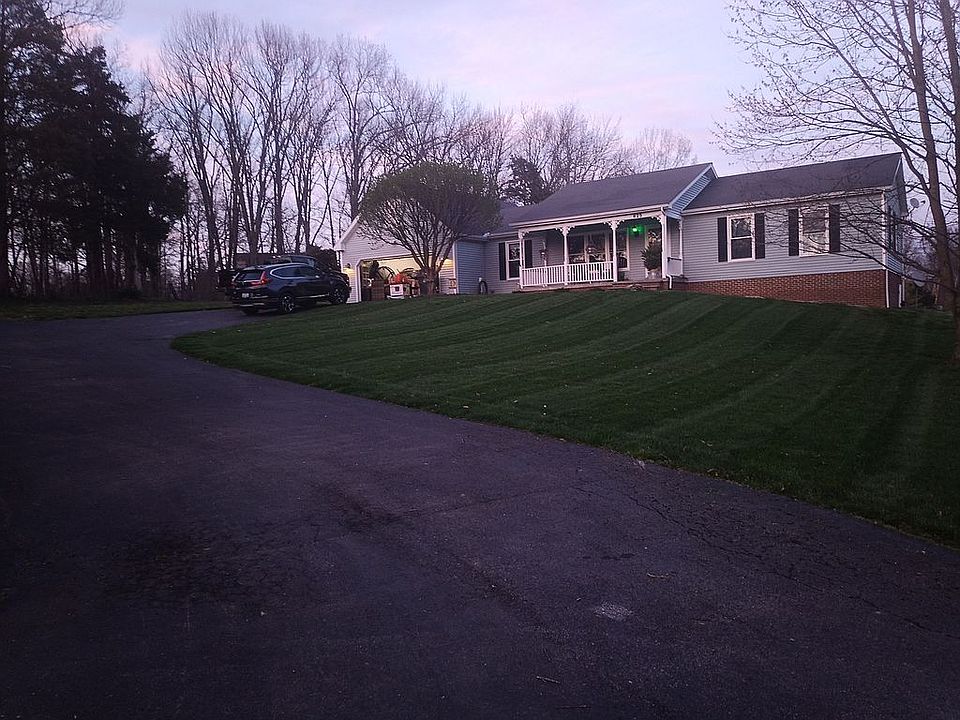 1st image of 625 Hunter Ln