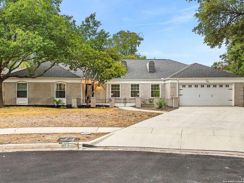 1st image of 3623 Rock View St