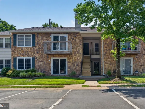 36 Azalea Ct, Lawrence Township, NJ 08648