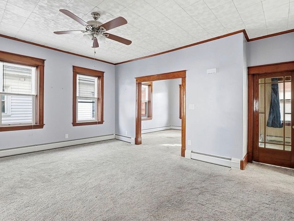 1st image of 99 Hatch St #1
