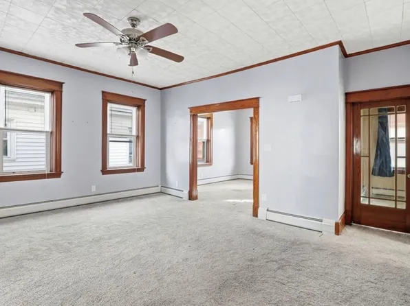 99 Hatch St #1, New Bedford, MA 02745