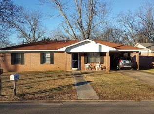 519 E Morrow St, West Point, MS 39773