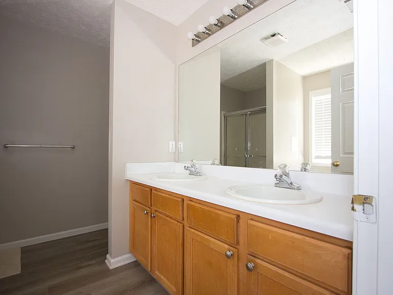 3292 Shady Valley Ct — Photo 31