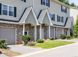 15 Terrace Ct, Asheville, NC 28804