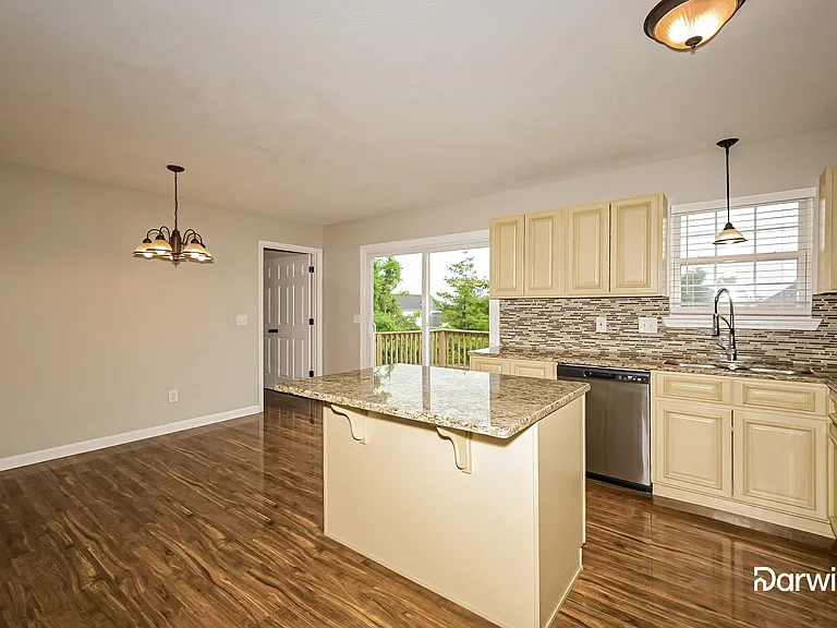 1060 Windtree Trce — Photo 3