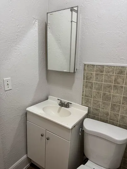Studio, $850 — Photo 4