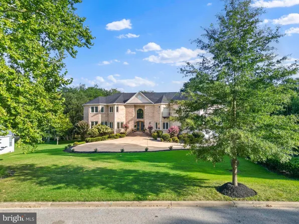 712 Swan Creek Rd, Fort Washington, MD 20744