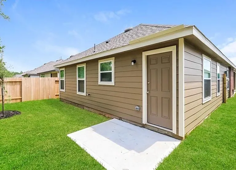 1084 Burkes Ridge Trl — Photo 2