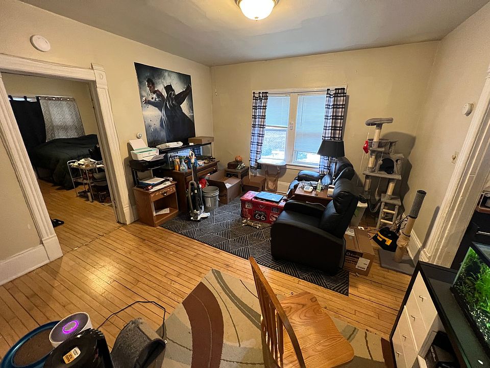 1st image of 2428 N Bremen St APT 2