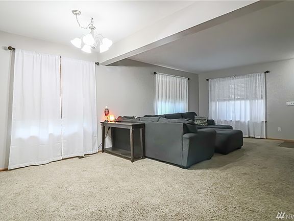 5th image of 1462 SW Stremler Dr