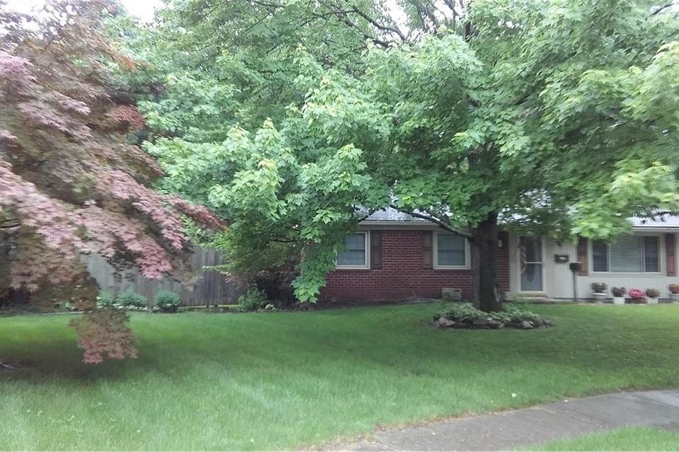 1st image of 1728 N Bluewater Ct