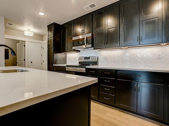 2 Bedroom