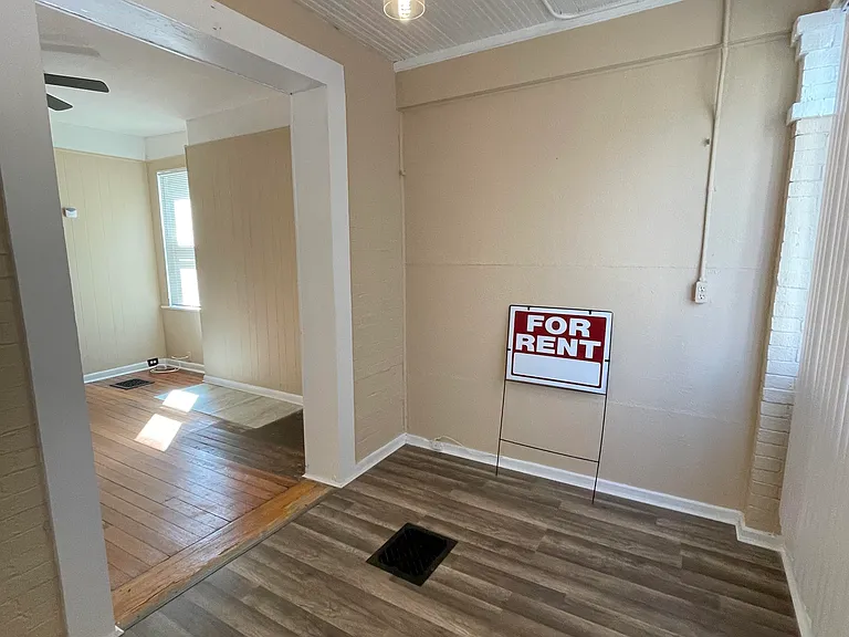3926 Edwards Rd #1 — Photo 3