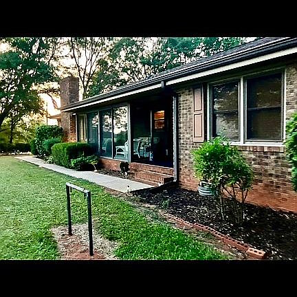2nd image of 271 Rodgers Rd
