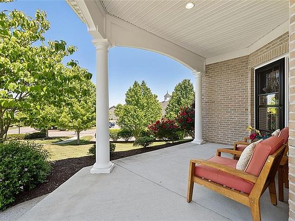 2nd image of 216 Patriot Ln