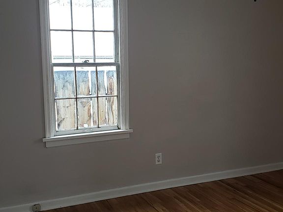 Upstairs Bedroom 1