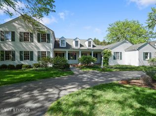 17 Oakdene Dr, Barrington, IL 60010