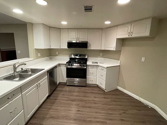2nd image of 781 Calle Catalpa