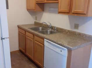 3616 S Landeco Ln #25, Grand Forks, ND 58201
