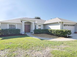 706 Meadow Park Dr, Minneola, FL 34715