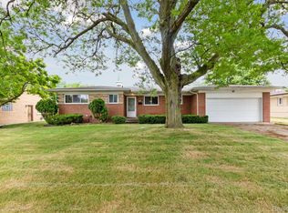 22808 Greenview Rd, Southfield, MI 48075