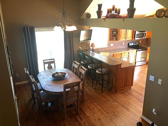 Large kitchen/Dinning combo