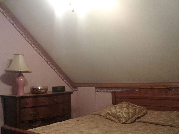Upstairs bdrm. Now beige