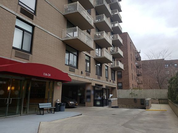 2nd image of 11624 Grosvenor Ln APT 9D