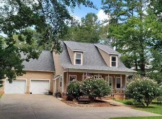 1609 Belle Shoals Rd, Pickens, SC 29671