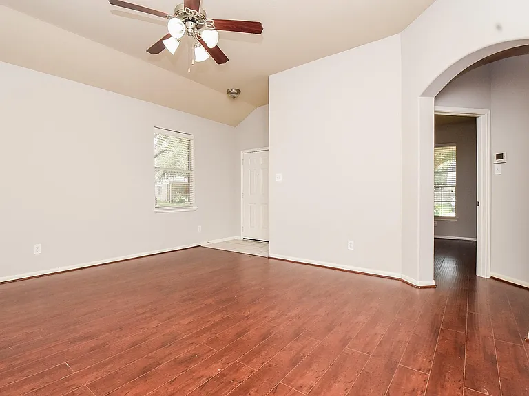 6014 Starbrook Creek Dr — Photo 7
