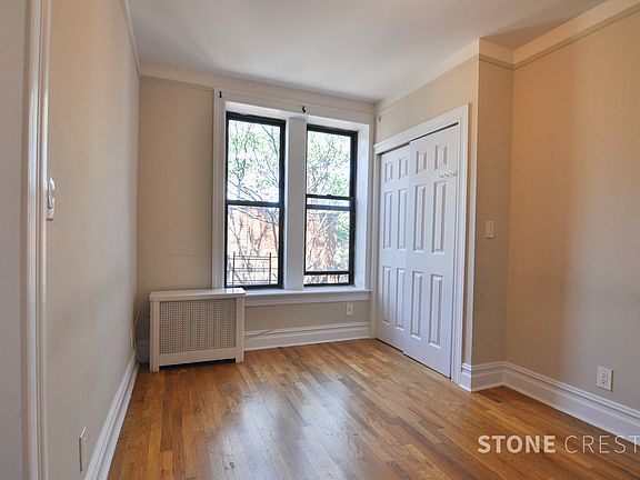 4th image of 521 W 122nd St #4F