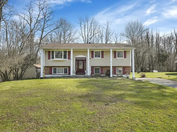 4 Stevens Place, Chester, NY 10918