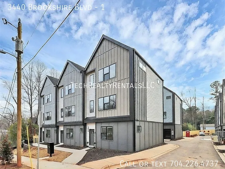 3440 Brookshire Blvd #1 — Photo 3