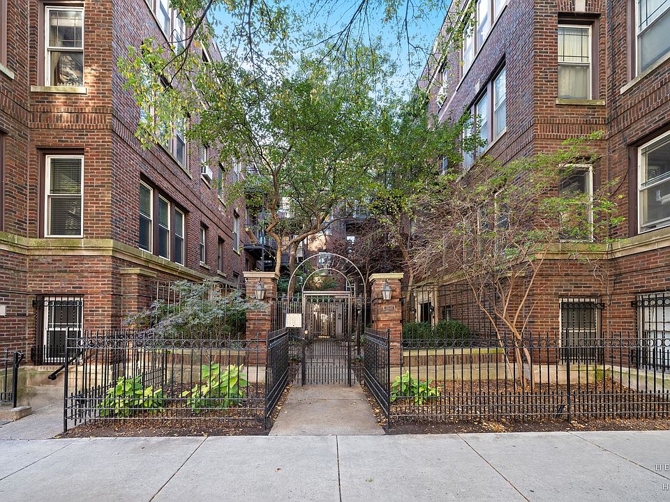 1st image of 3648 N Pine Grove Ave #3J