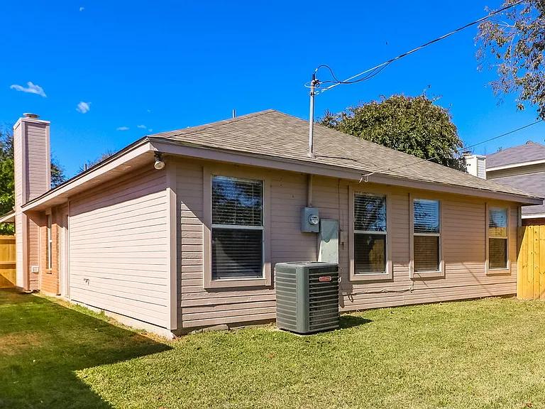 616 Alabaster Pl — Photo 16