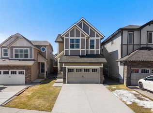 166 N Sage Bank Grv NW, Calgary, AB T3R 0K1