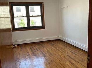 23-66 33rd St #2, Astoria, NY 11105