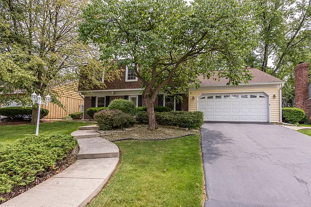 1431 Golden Bell Ct photo 1
