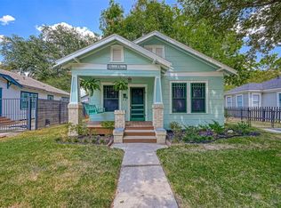 1111 Winston St, Houston, TX 77009