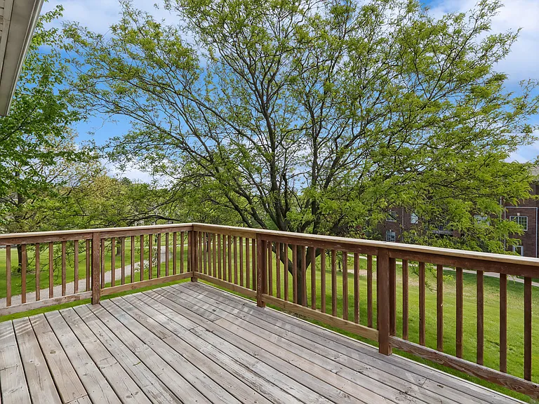 1551 Ranier Dr — Photo 5