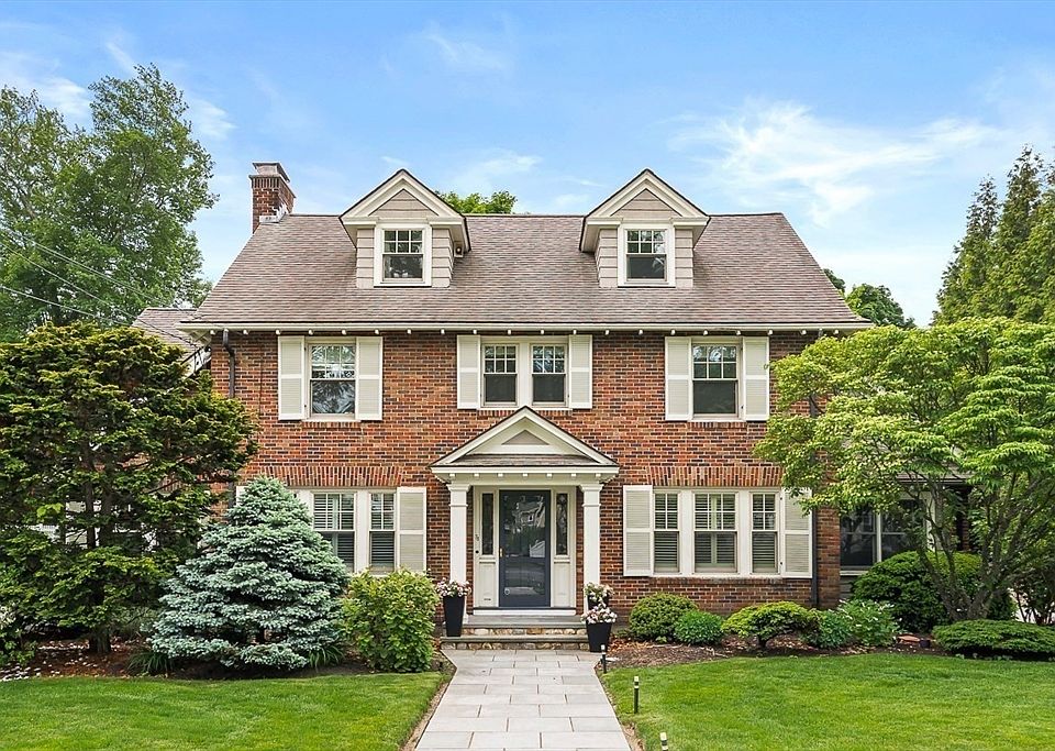 1st image of 78 Bacon St