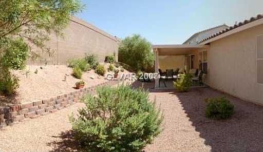 5th image of 1067 Royal Valley St