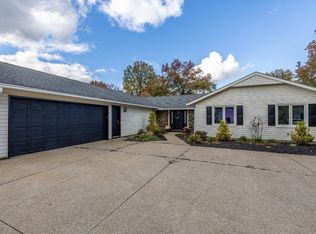 10842 Fence Row Dr, Strongsville, OH 44136